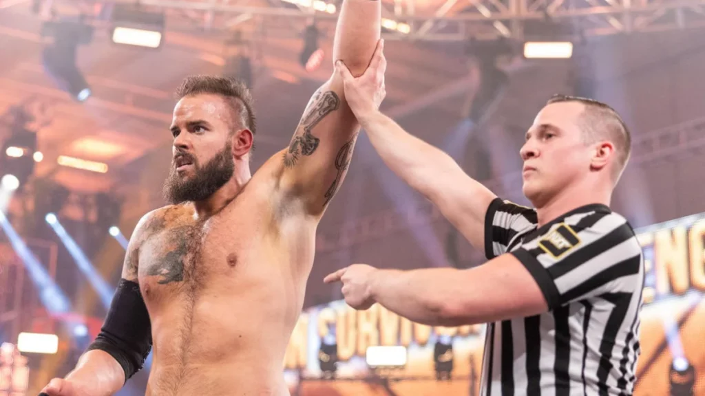 Josh Briggs vence a Carmelo Hayes para clasificarse al Iron Survivor Challenge masculino de NXT Deadline