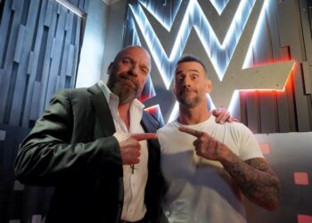 Triple H revela detalles sobre su relación con CM Punk: "Hemos tenido un par de problemas desde su regreso"