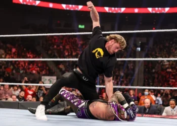 Logan Paul: "Amo a Rey Mysterio pero..."
