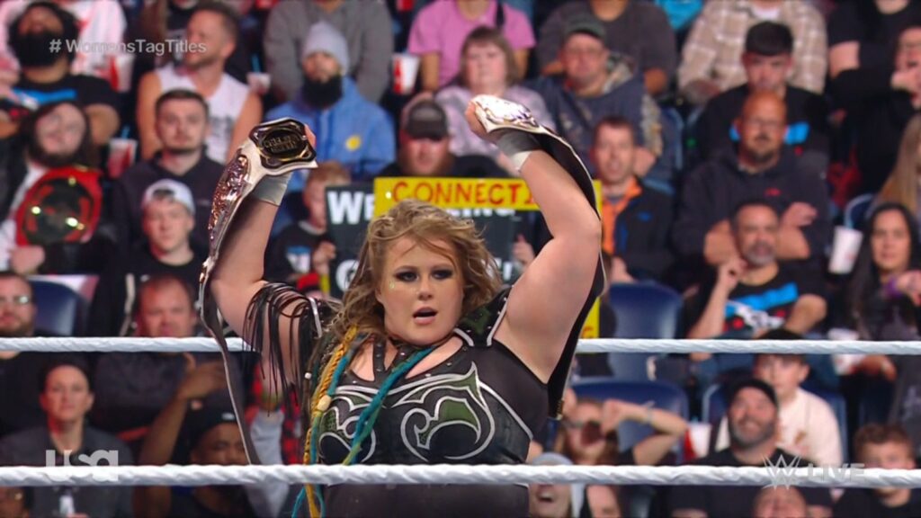 Chelsea Green y Piper Niven retienen los Campeonatos Femeninos por Parejas de WWE en RAW