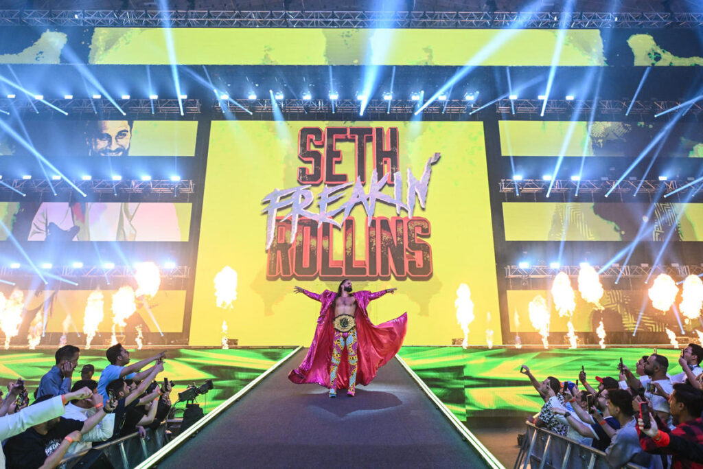 Will Ospreay reacciona a la victoria de Seth Rollins en Crown Jewel 2023, y este último le responde