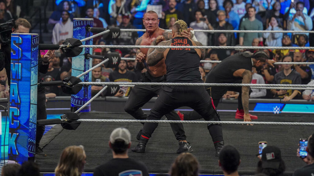 Randy Orton y LA Knight se enfrentarán a Solo Sikoa y Jimmy Uso en SmackDown Tribute to the Troops