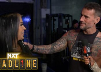 Elayna Black revela que CM Punk se comunicó con ella apenas fue despedida de WWE