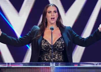 Triple H aclara la situación de Stephanie McMahon con WWE tras aparecer en SummerSlam 2024