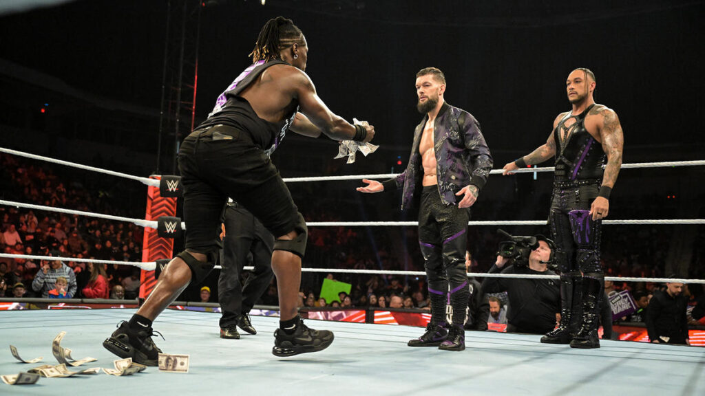 Damian Priest insistió en la involucración de R-Truth con The Judgment Day