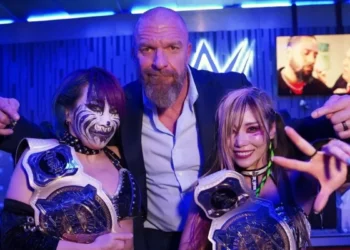 Asuka y Kairi Sane ganan el Campeonato Femenino por Parejas de WWE en SmackDown