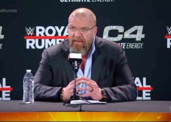 Triple H prefiere no responder preguntas sobre Vince McMahon y quiere "centrarse en lo positivo"