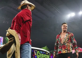 Grayson Waller halaga a Shawn Michaels pese a su relación.