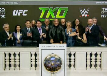 Triple H explica las ventajas de tener a The Rock en la directiva de TKO