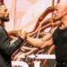 The Rock y Roman Reigns regresarán a SmackDown la próxima semana Leyenda de WWE cree que The Rock terminará traicionando a Roman Reigns