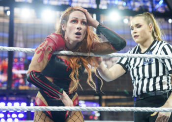 Becky Lynch: "Si Liv Morgan quiere pelear conmigo, puede hacerlo"