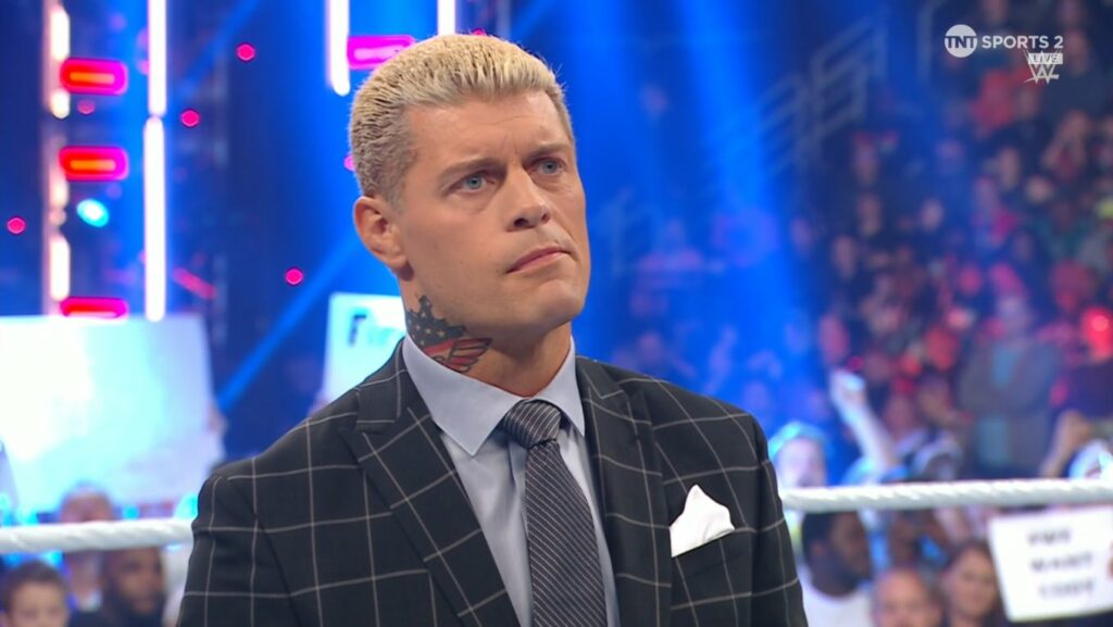Apoyo masivo a Cody Rhodes y cánticos contra The Rock en WWE RAW