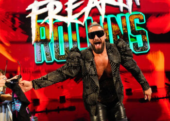 Seth Rollins da una actualización sobre el estado de su rodilla