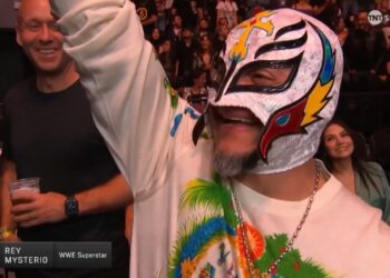 Rey Mysterio, presente en UFC México