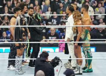 Rey Mysterio y Dragon Lee vs. Santos Escobar y Dominik Mysterio es oficial para WrestleMania 40