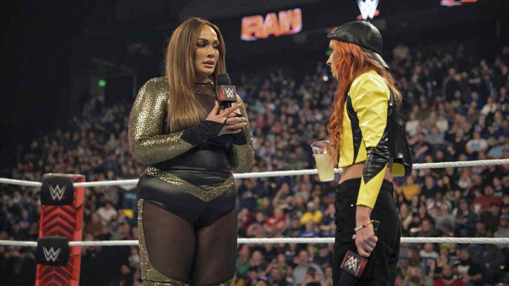 Becky Lynch revela cómo la división femenina de WWE ve a Nia Jax