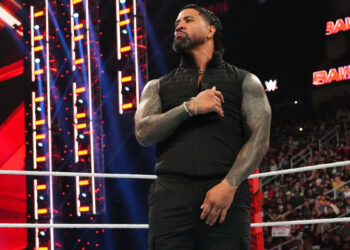 Jey Uso retoma sus raíces al desafiar a Jimmy Uso a un enfrentamiento en WrestleMania XL