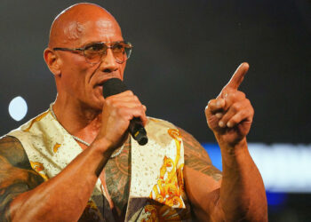 La confirmación de la presencia de The Rock en Elimination Chamber: Toronto potencia la venta de entradas