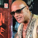 The Rock da una actualización sobre su lesión en el codo The Rock da una actualización sobre su lesión en el codo