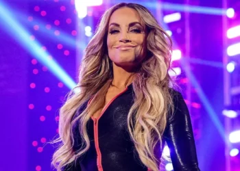Trish Stratus insinúa que podría regresar a WWE proximamente