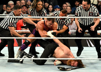 Chad Gable hace un 'turn heel' en WWE RAW tras atacar a Sami Zayn