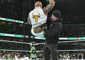 Algunos productores de WWE desconocían las apariciones sorpresas durante el evento principal de WrestleMania 40