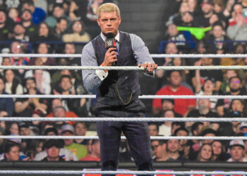 Cody Rhodes envía un mensaje críptico a The Rock y Roman Reigns antes de su aparición en WWE RAW