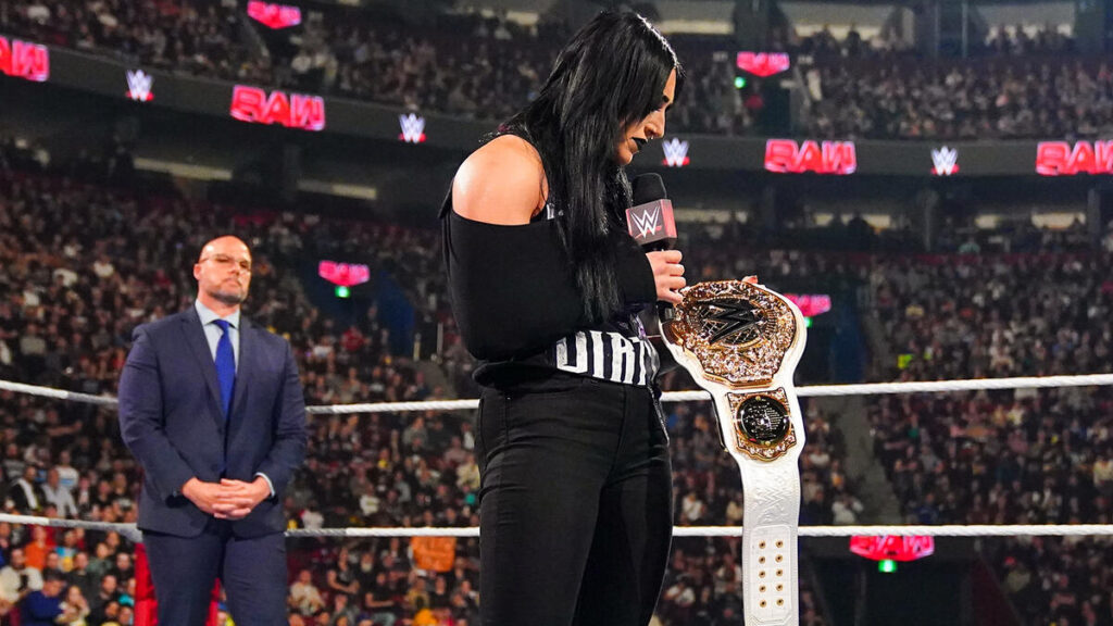 Desvelado el cronograma que siguió WWE para dejar vacante el campeonato de Rhea Ripley