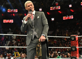 Cody Rhodes afirma que las leyendas de WWE deben tener una mente más abierta para ayudar al joven talento
