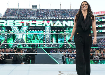 WWE no tiene planes para que Stephanie McMahon regrese