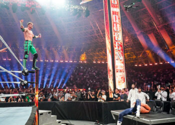 Logan Paul reacciona a su combate contra Cody Rhodes en WWE King and Queen of the Ring 2024