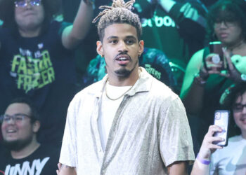 Scott D’Amore asegura que WWE cometió un error al despedir a Wes Lee