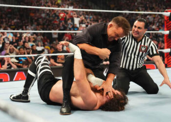 Chad Gable rompe su silencio tras atacar nuevamente a Sami Zayn en WWE RAW