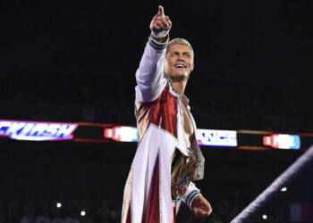 Cody Rhodes reflexiona sobre el video tributo emitido en el ring durante WWE RAW del 8 de abril