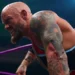 Josh Alexander habla de su combate ante Joe Hendry Simplemente no me sentía cómodo trabajando en un lugar donde solo fuera un activo, algo que pudiera desecharse en un instante... Quería a alguien que se preocupara por mí y que se preocupara por el hecho de que tengo una familia a la que alimento, y que realmente siento pasión por esto