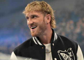 Logan Paul cree que algunos aficionados están molestos con él por no haber sido despedido por WWE en la última ronda de despidos