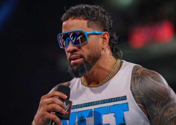 Rhea Ripley sobre si Jey Uso tiene su número de teléfono: "Yeet"