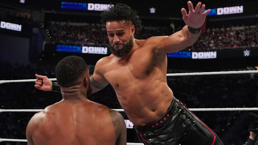 Impresiones positivas en WWE sobre Tama Tonga