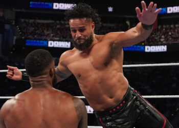 Impresiones positivas en WWE sobre Tama Tonga