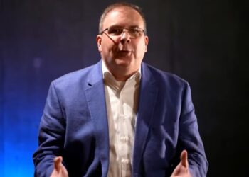 Kevin Kelly afirma que demandará a AEW