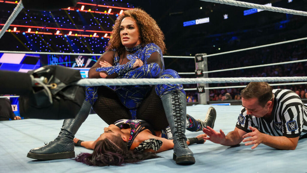 Nia Jax cree que Bayley no tiene ningún momento memorable en WWE