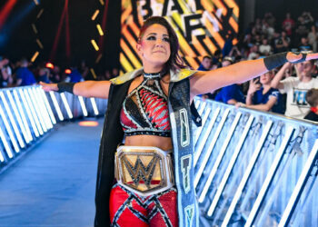Bayley explica por qué no estuvo en SmackDown esta semana