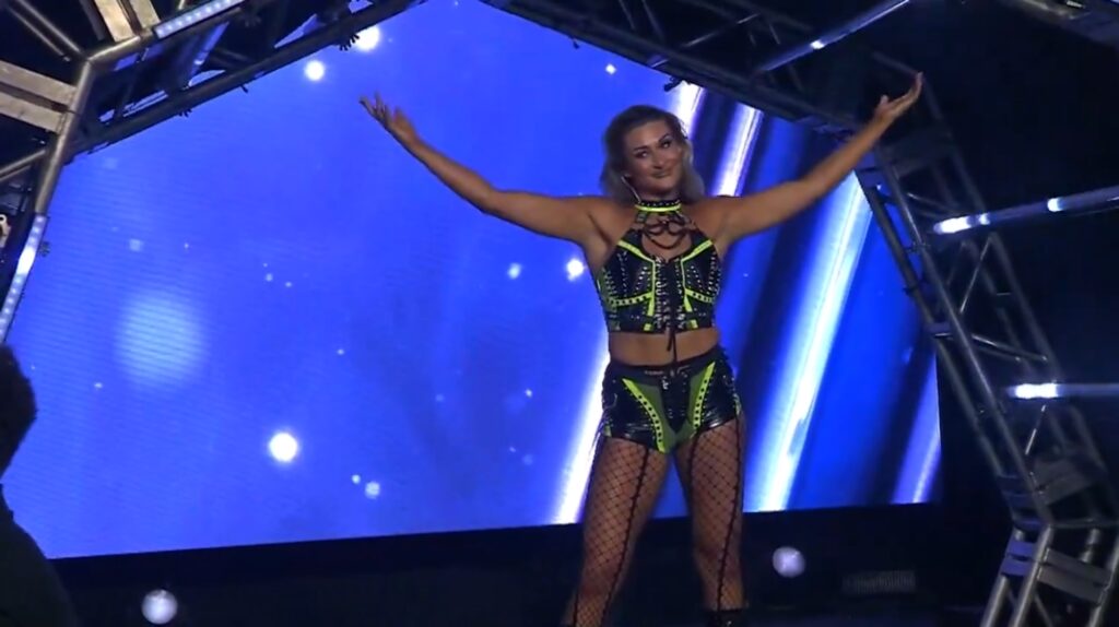 Izzi Dame, de WWE NXT, aparece en TNA iMPACT retando por el Campeonato Mundial de Knockouts