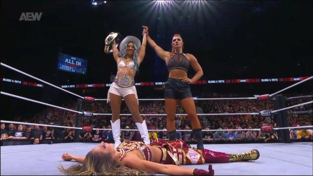 Kamille hace su debut en AEW Dynamite Blood & Guts uniéndose a Mercedes Moné