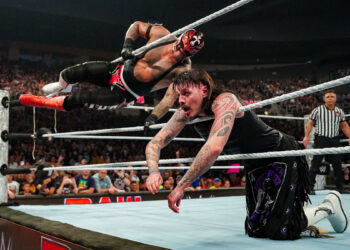 Rey Mysterio brinda más detalles sobre su tratamiento con células madre