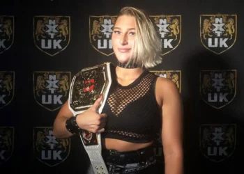 WWE publica una defensa titular nunca vista de Rhea Ripley con el Campeonato Femenino de NXT UK