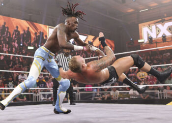 Je'Von Evans se enteró en vivo que iba a luchar ante Randy Orton