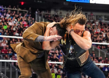 LA Knight a Andrade Lo único que lograste es ganar un concurso para ser un gran perdedor