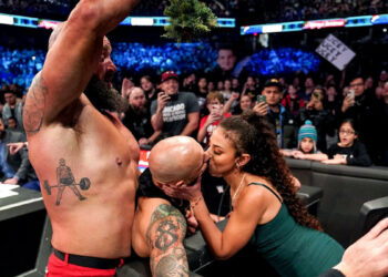 Ricochet revela lo que le dijo Samantha Irvin tras abandonar WWE