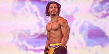 Situación de Dezmond Xavier con TNA tras volver en Turning Point 2025 Motivo principal de la reciente “ola de despidos” en WWE